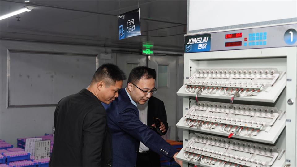 “口袋德州官网科技”2周年庆典--一场锂电池的新秀